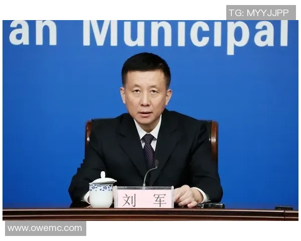 刘军专访揭秘网球成功秘诀与训练心法分享