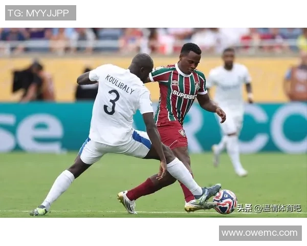 巴利在足球界的成就与影响力解析